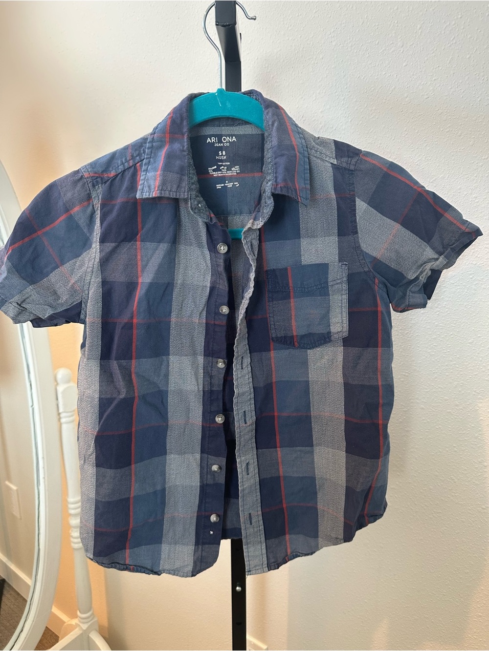 Arizona Jean Company Navy and Gray Plaid Short-Sleeve Button-Up Shirt